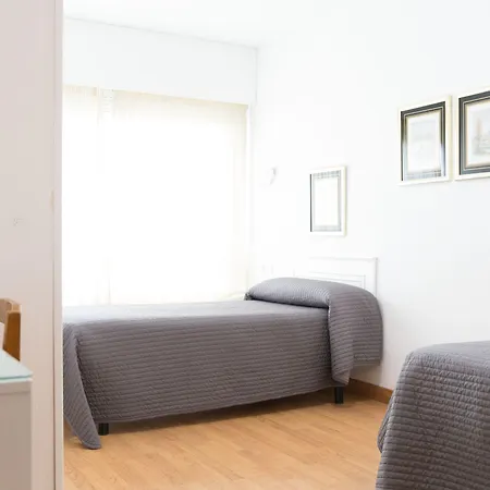 Rey Fernando Pensión 3*