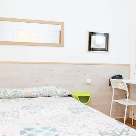 Rey Fernando Pensión 3*