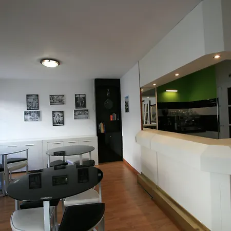 Konukevi Rey Fernando 3*