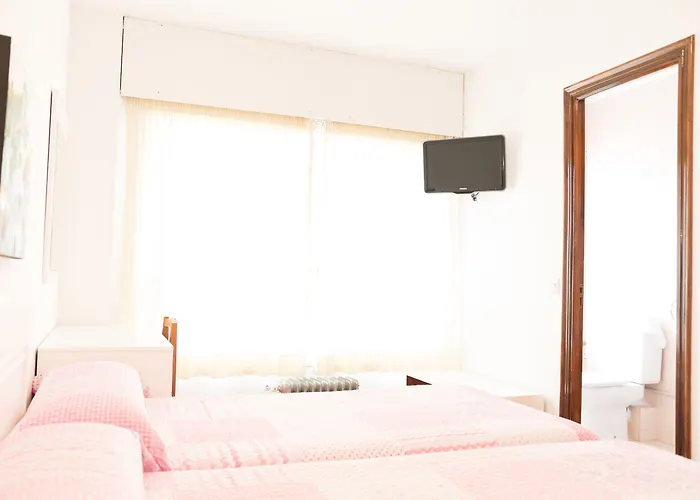 Konukevi Rey Fernando 3*