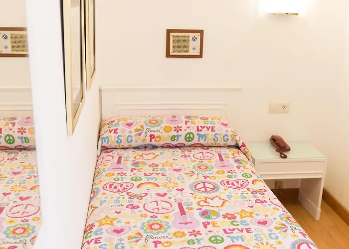 Rey Fernando 3* Σαντιάγο ντε Κομποστέλα