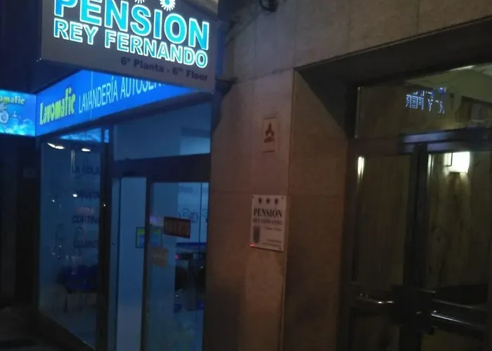 Konukevi Rey Fernando 3*