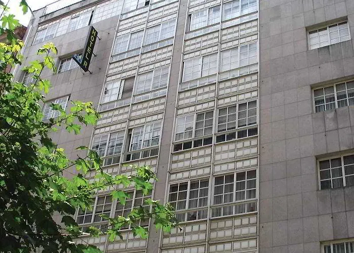 Rey Fernando Konukevi Santiago de Compostela